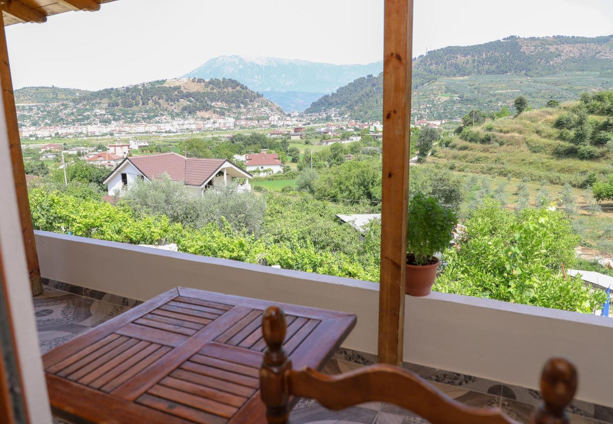 Villa Romario Berat